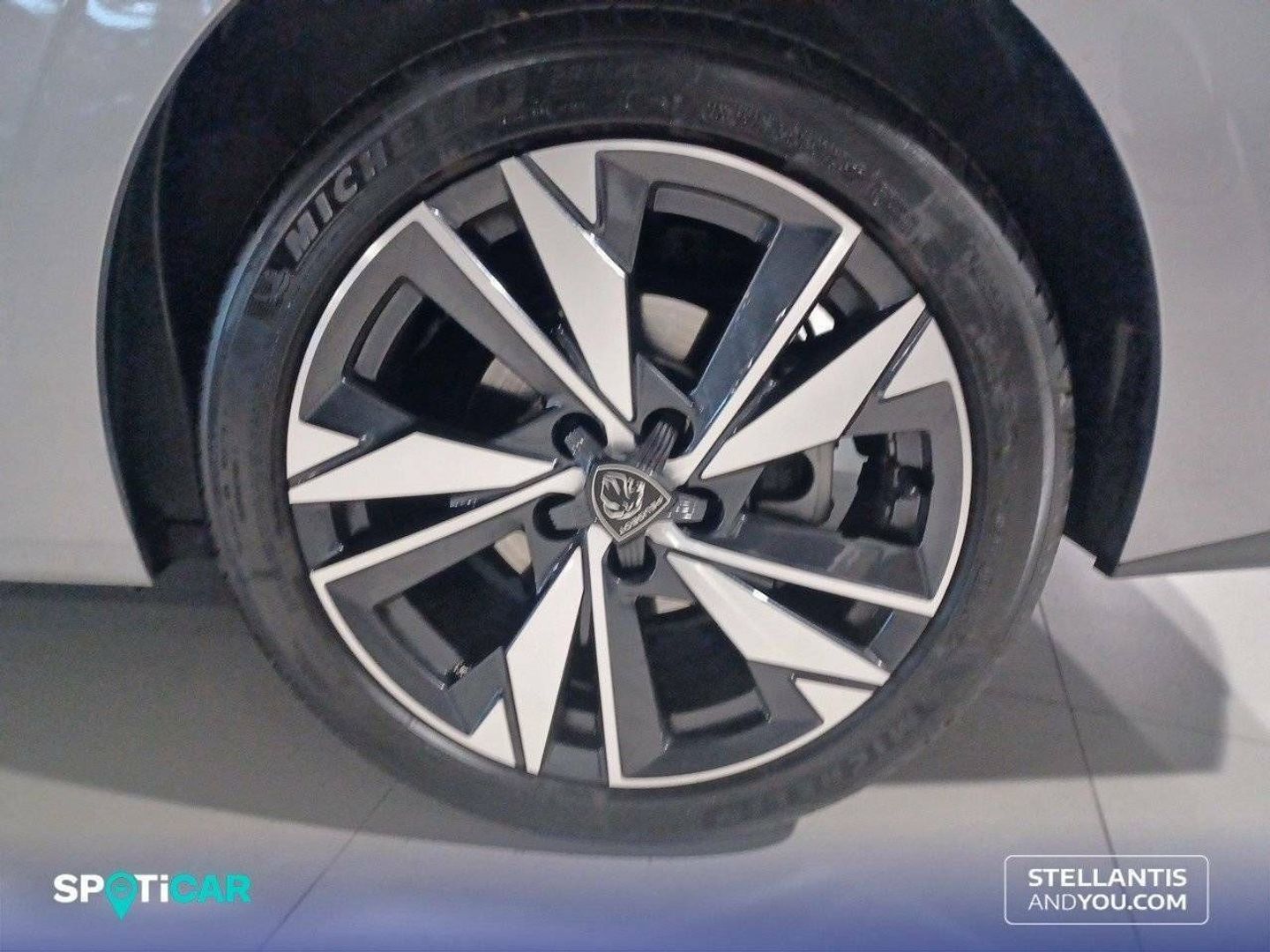 Peugeot 308 SW PureTech 130 S&S Allure EAT8 96 kW (130 CV)