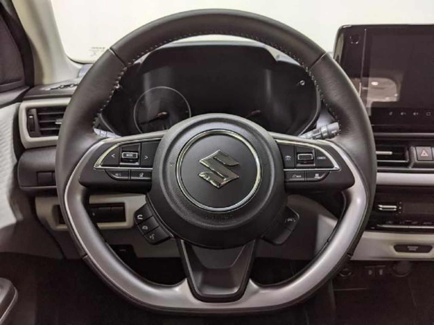 Suzuki Swift 1.2 Mild Hybrid S3 61 kW (83 CV)
