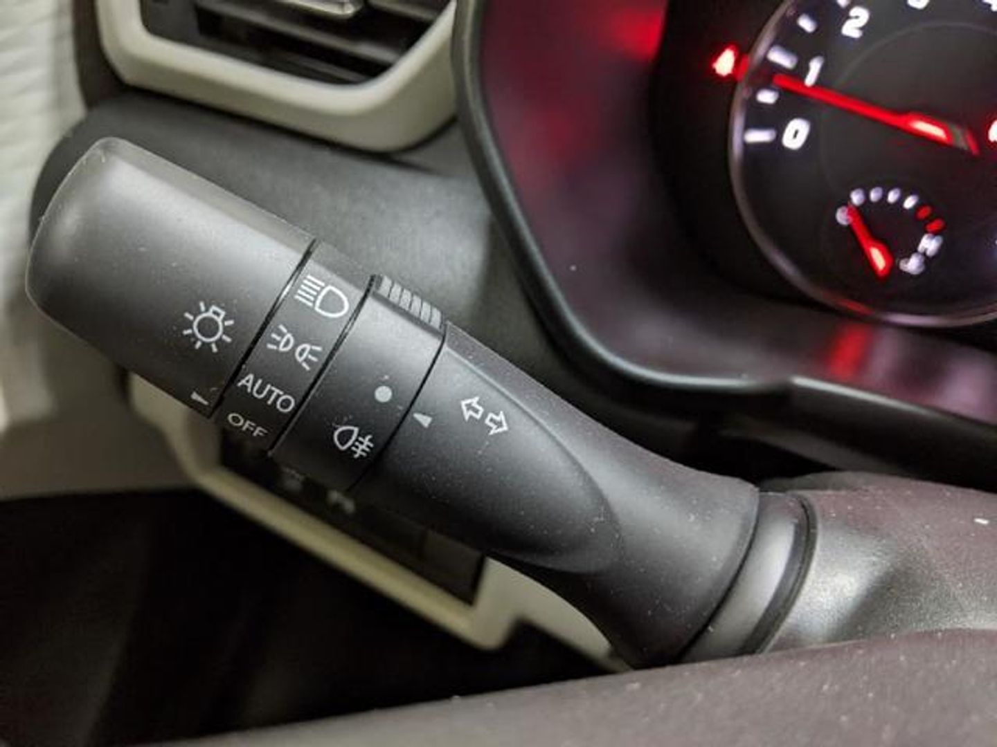 Suzuki Swift 1.2 Mild Hybrid S3 61 kW (83 CV)