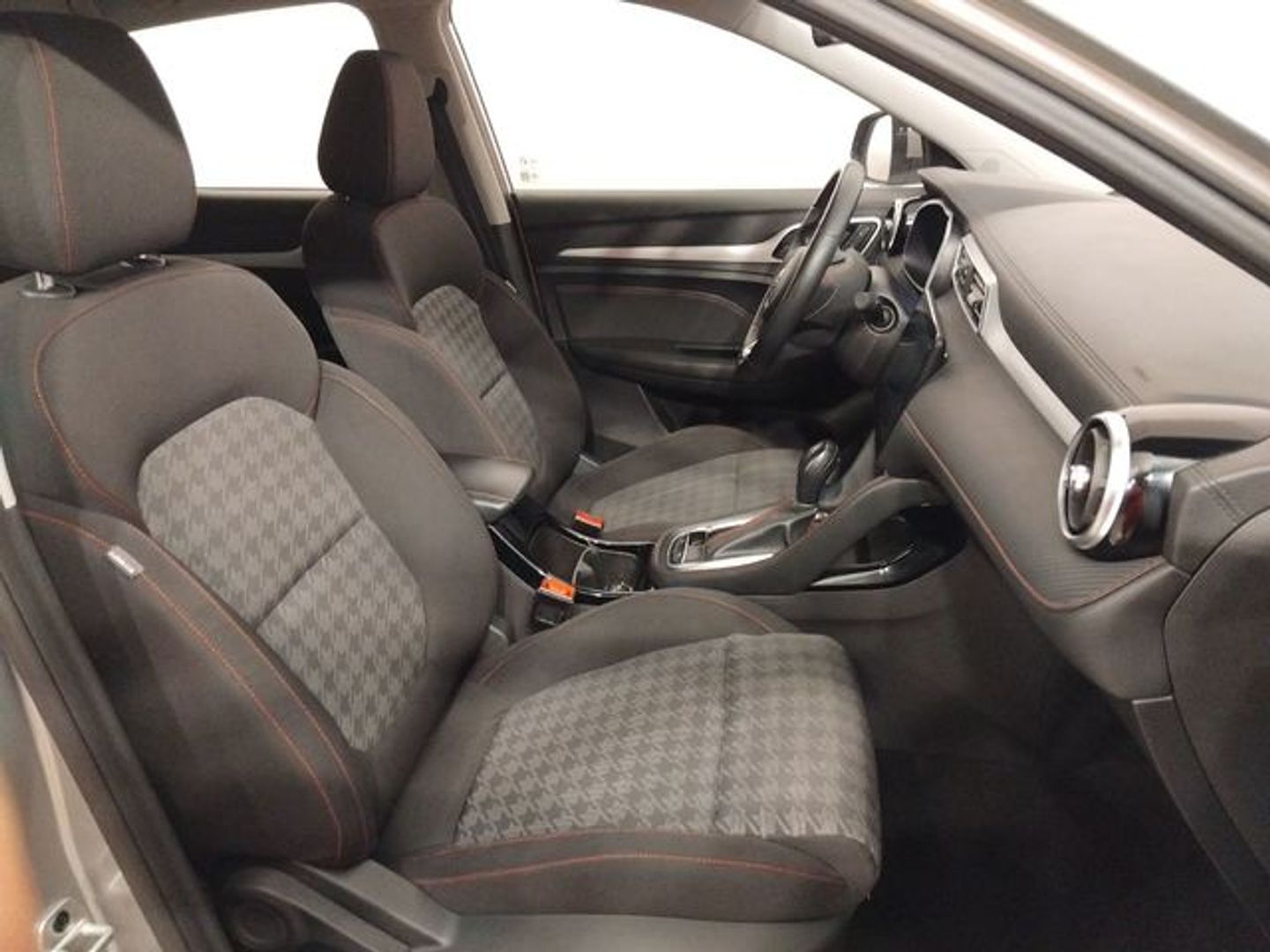 MG ZS 1.0T Luxury Auto 82 kW (111 CV)