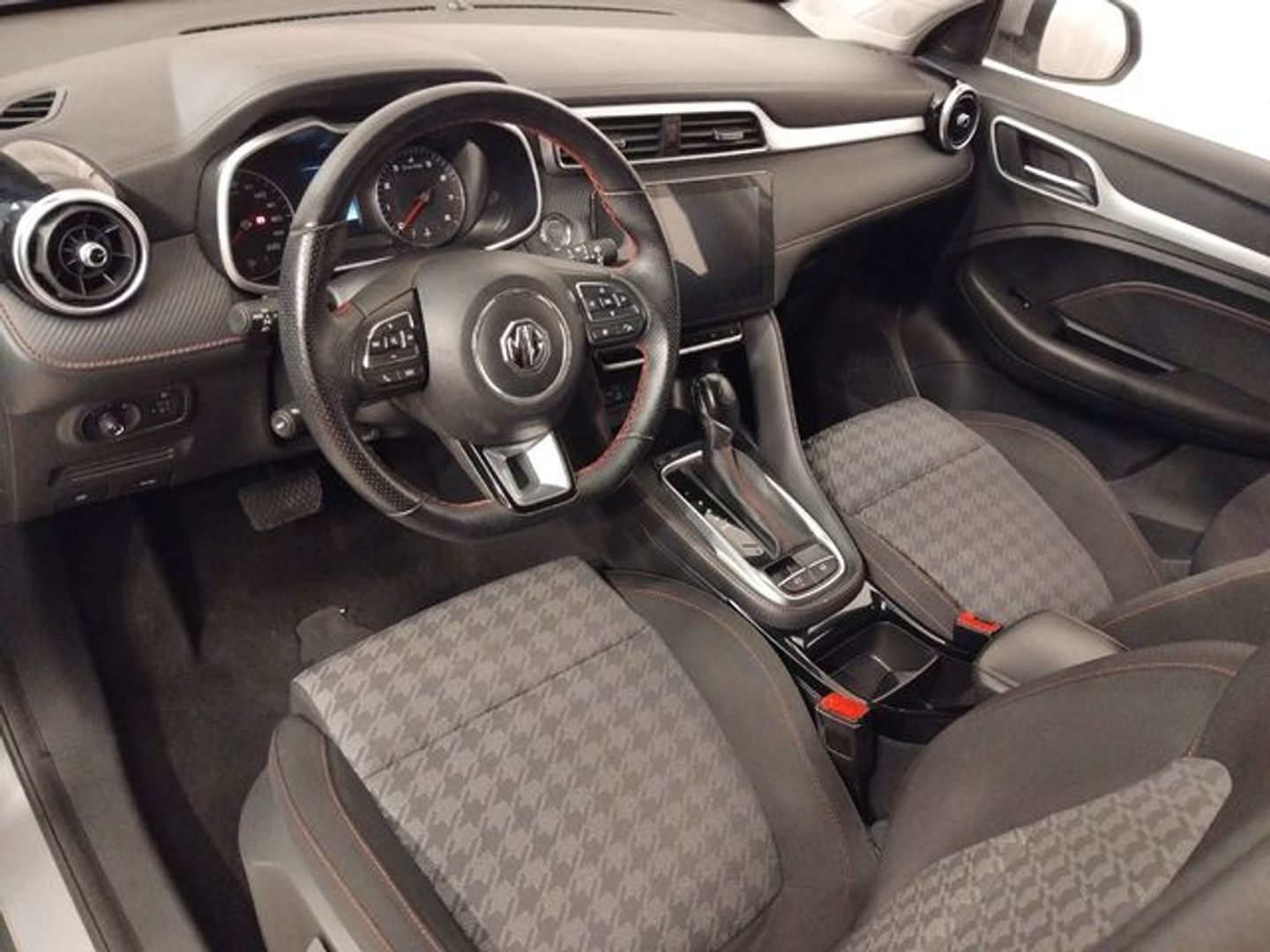 MG ZS 1.0T Luxury Auto 82 kW (111 CV)