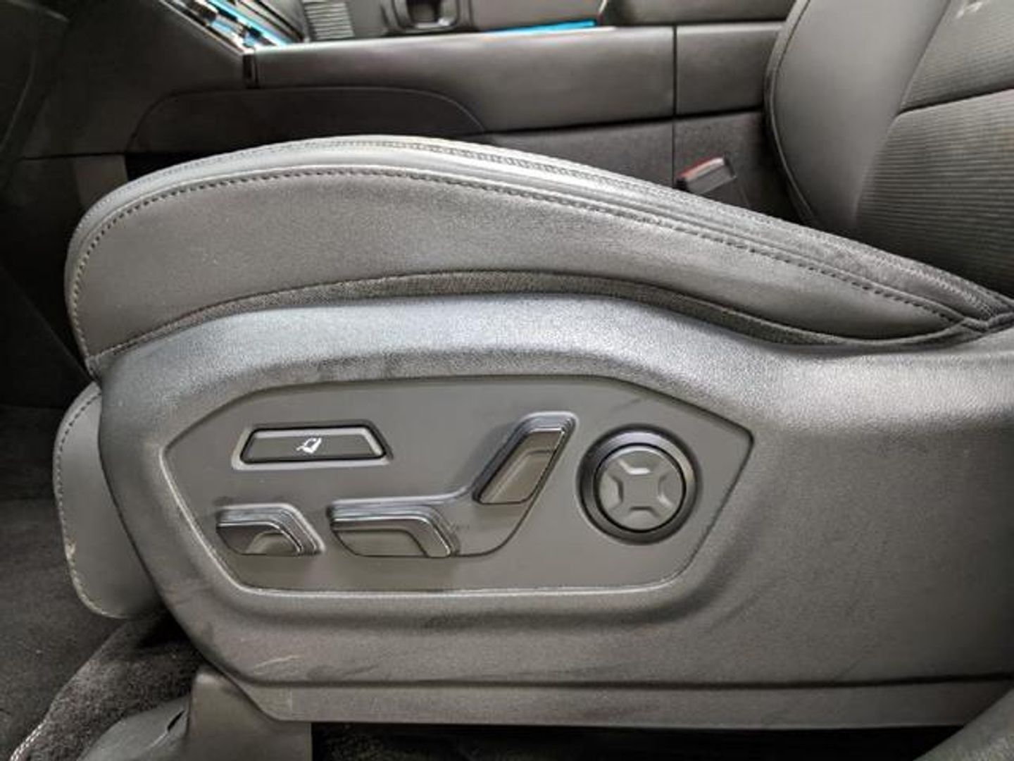 Hyundai Santa Fe 1.6T HEV Calligraphy 4X4 AT 158 kW (215 CV)