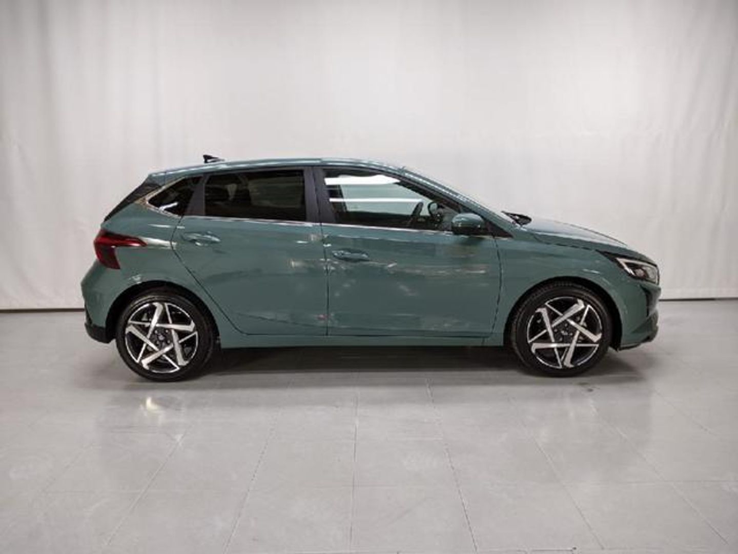Hyundai i20 1.0 TGDI 48V Tecno 74 kW (100 CV)