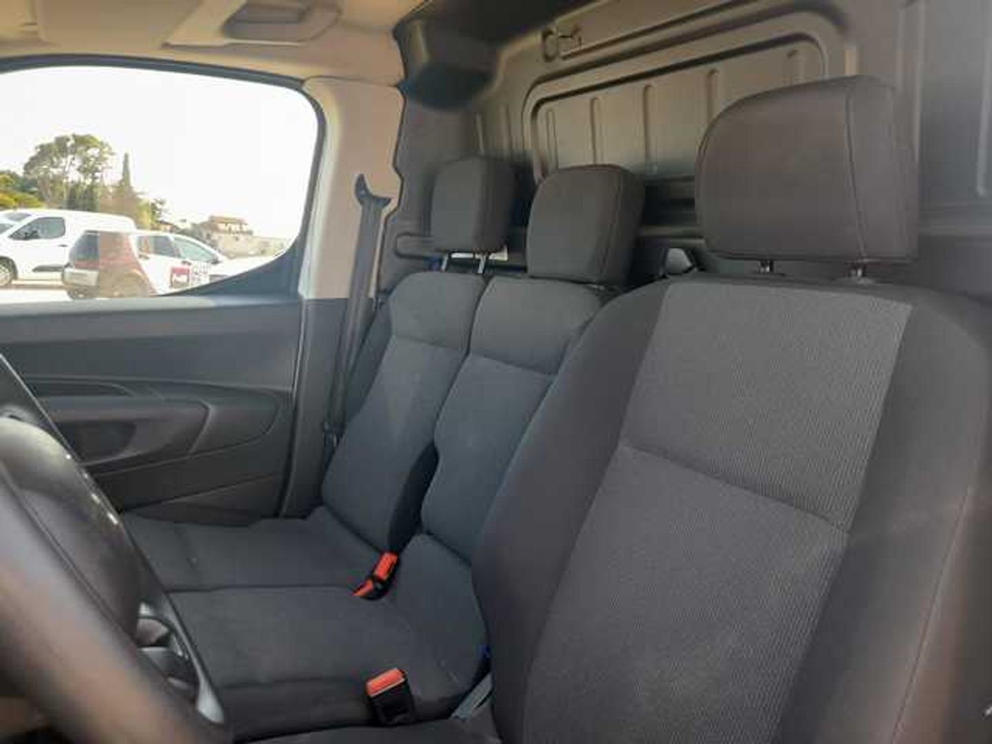 Citroen Berlingo Furgon BlueHDi 100 S&S Talla M Worker 75 kW (102 CV)