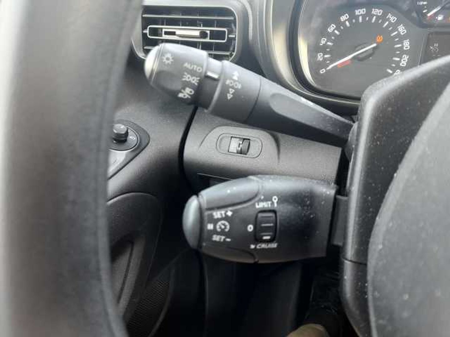 Citroen Berlingo Furgon BlueHDi 100 S&S Talla M Worker 75 kW (102 CV)