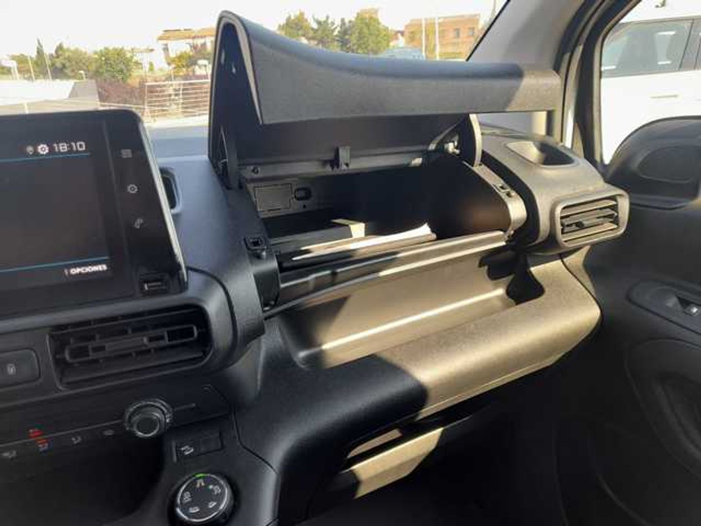 Citroen Berlingo Furgon BlueHDi 100 S&S Talla M Worker 75 kW (102 CV)