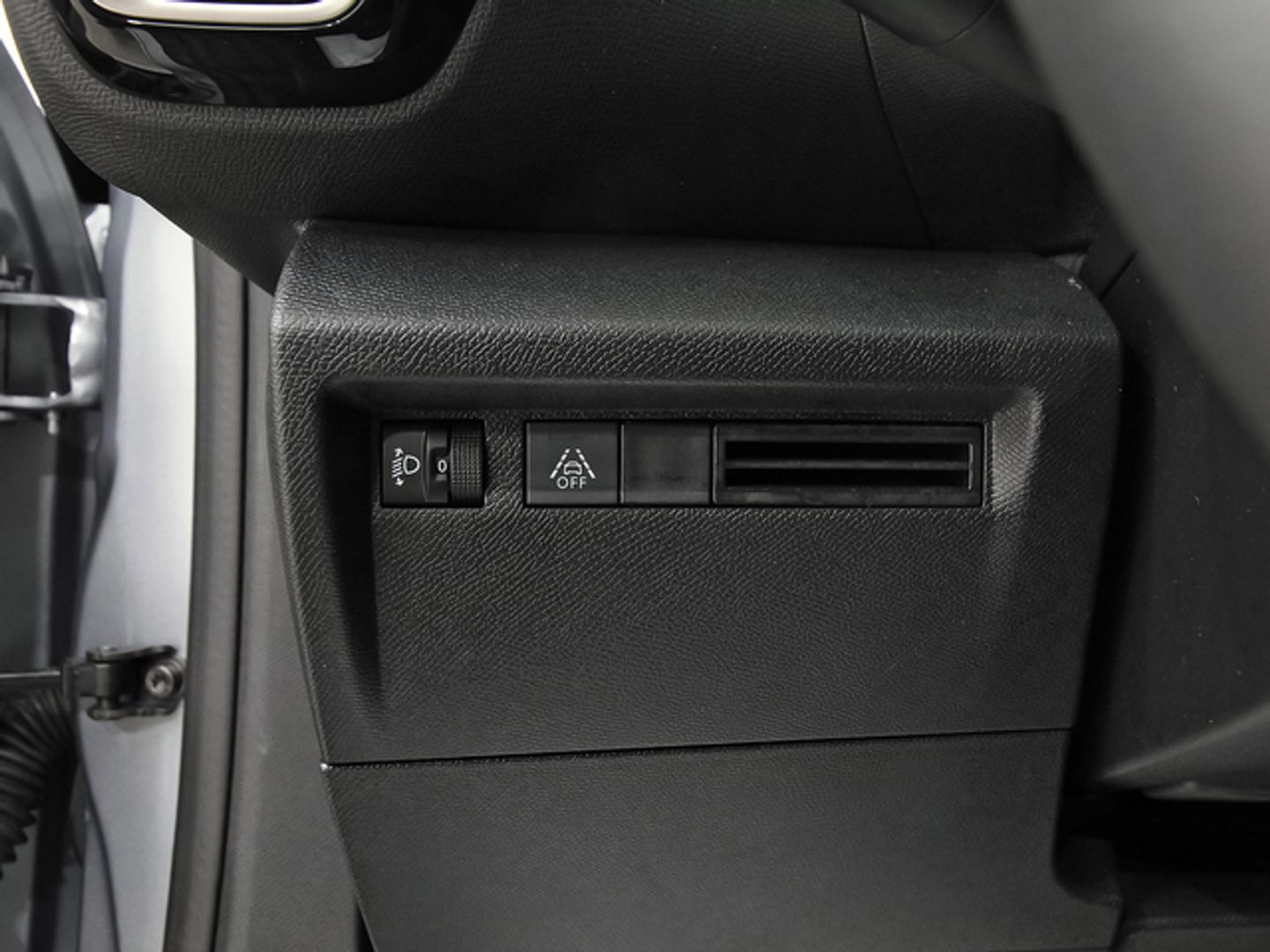 Citroen C4 Hybrid 136 Plus e-DCS6 100 kW (136 CV)