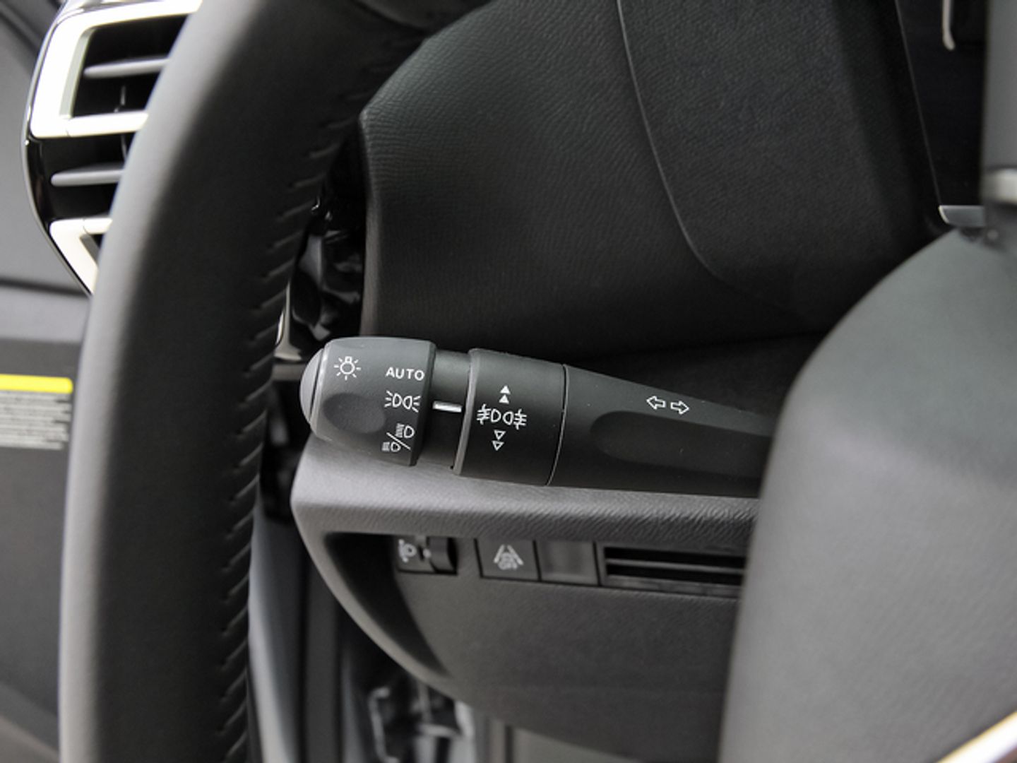 Citroen C4 Hybrid 136 Plus e-DCS6 100 kW (136 CV)