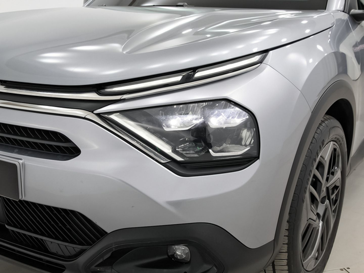 Citroen C4 Hybrid 136 Plus e-DCS6 100 kW (136 CV)