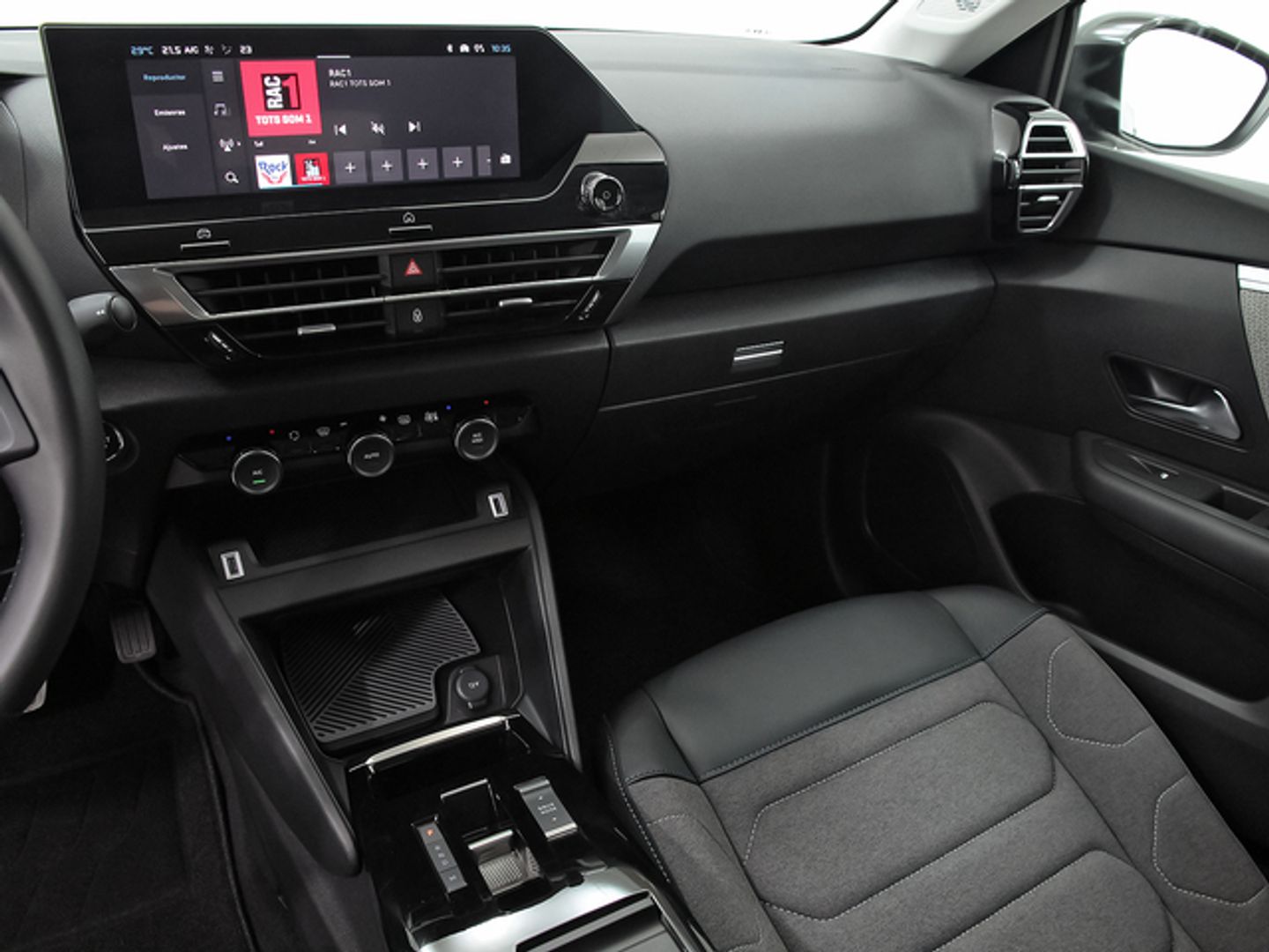 Citroen C4 Hybrid 136 Plus e-DCS6 100 kW (136 CV)