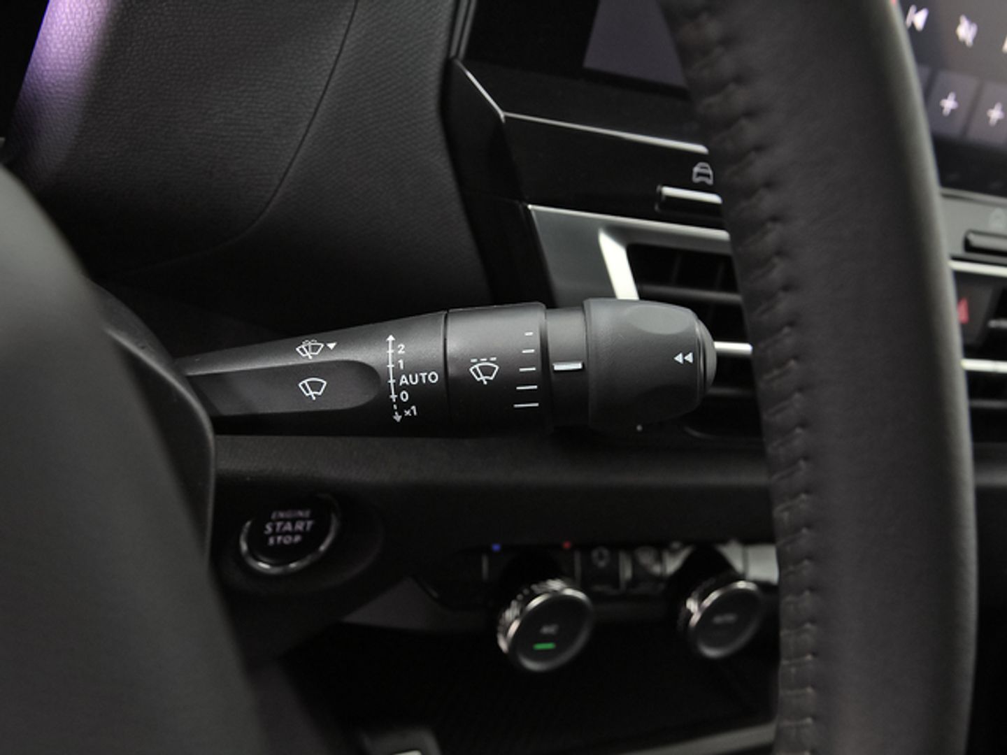 Citroen C4 Hybrid 136 Plus e-DCS6 100 kW (136 CV)