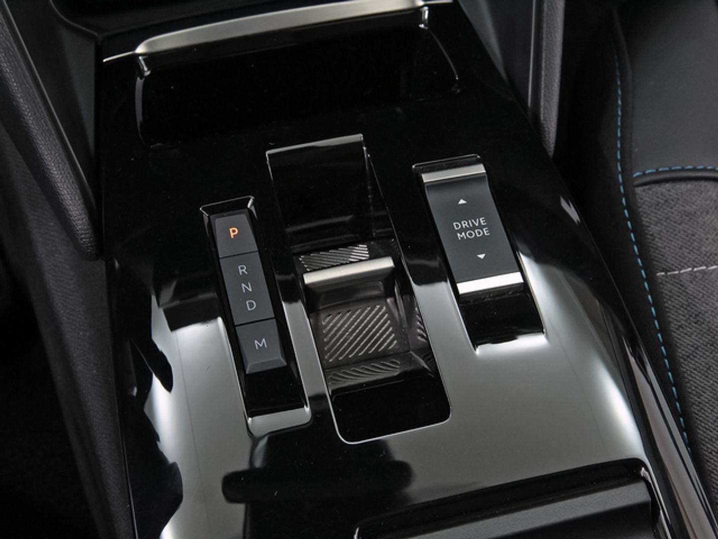 Citroen C4 Hybrid 136 Plus e-DCS6 100 kW (136 CV)