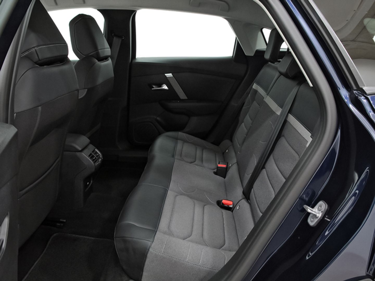 Citroen C4 Hybrid 136 Plus e-DCS6 100 kW (136 CV)