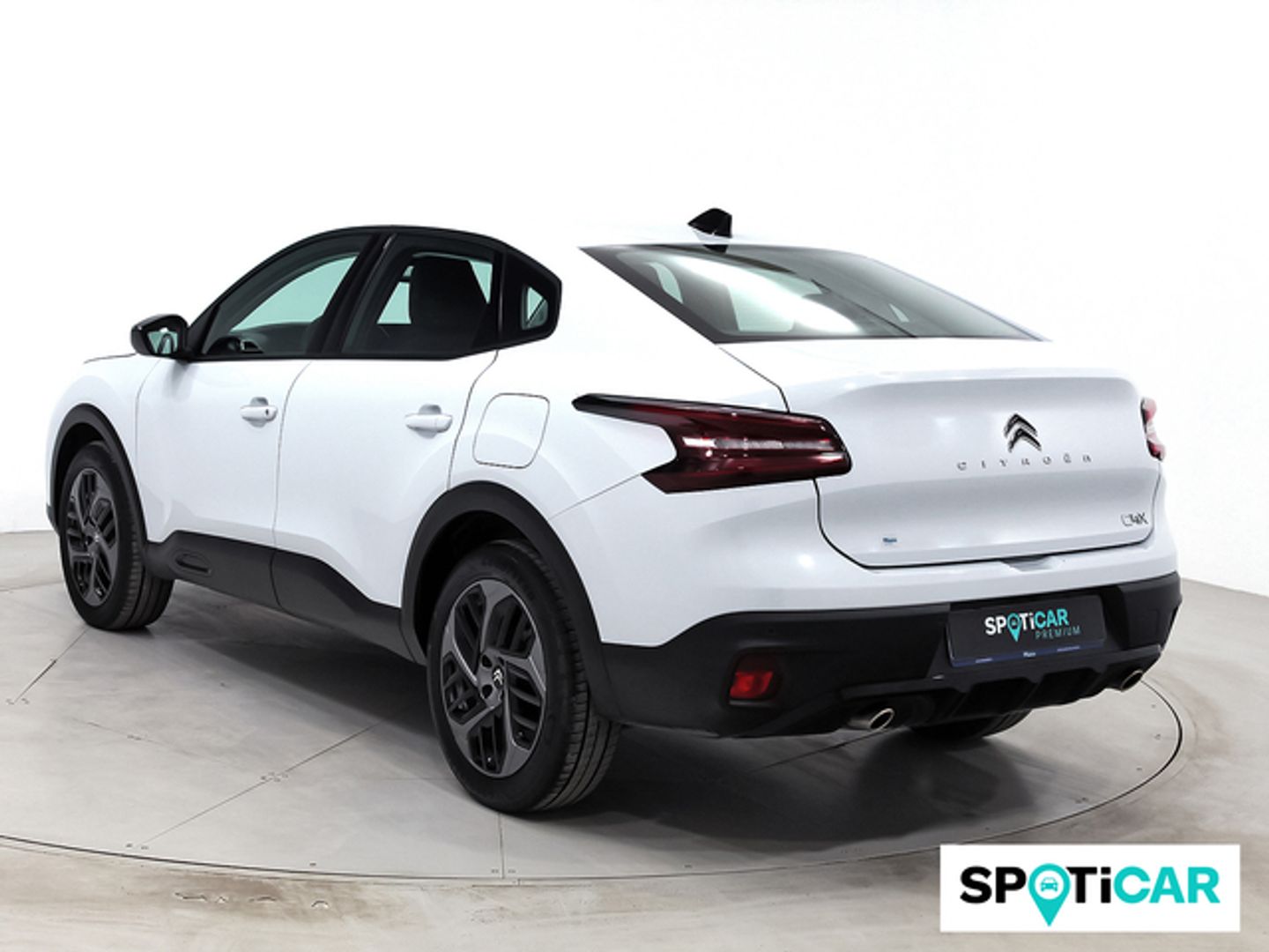 Citroen C4 X Hybrid 136 e-DCS6 Plus 100 kW (136 CV)