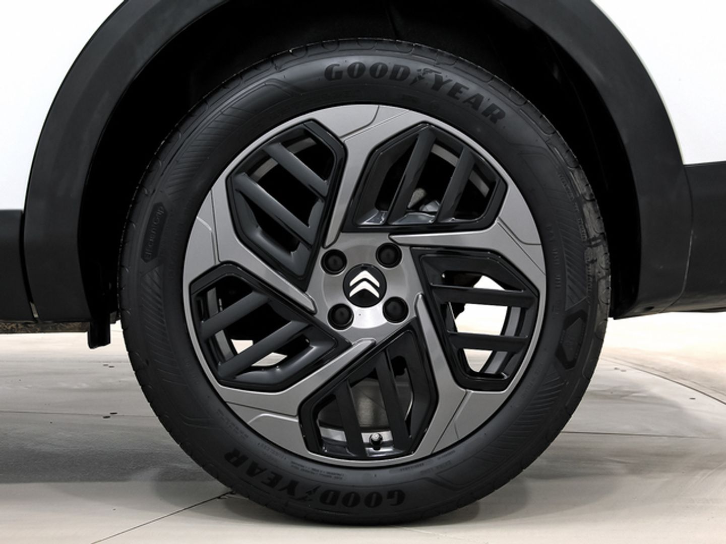 Citroen C4 X Hybrid 136 e-DCS6 Plus 100 kW (136 CV)