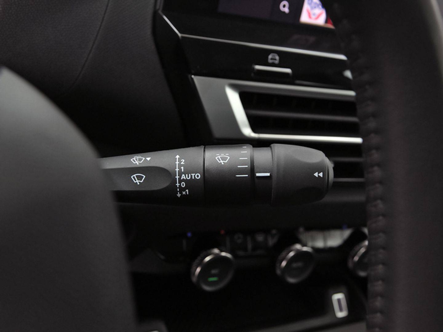 Citroen C4 X Hybrid 136 e-DCS6 Plus 100 kW (136 CV)