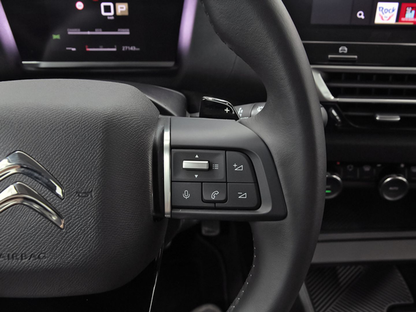 Citroen C4 X Hybrid 136 e-DCS6 Plus 100 kW (136 CV)