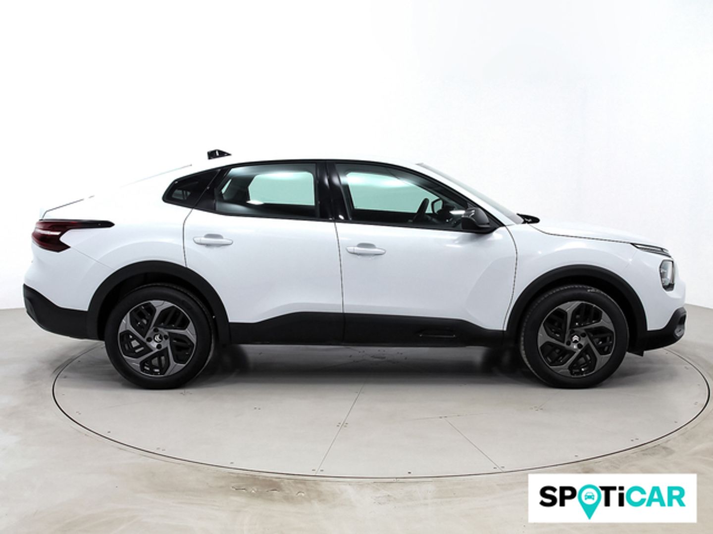 Citroen C4 X Hybrid 136 e-DCS6 Plus 100 kW (136 CV)