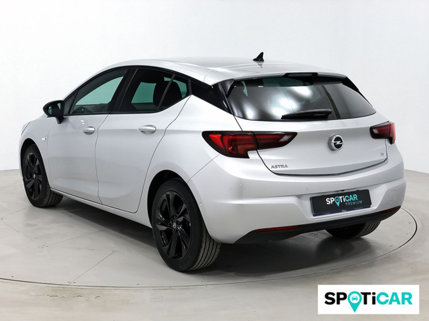 Opel Astra 1.2T SHR Ultimate 107 kW (145 CV)
