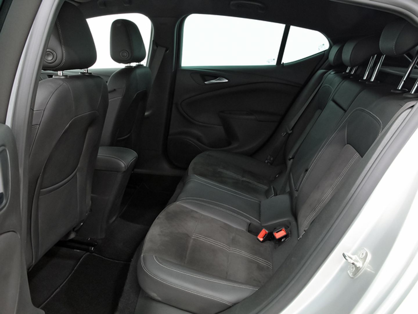 Opel Astra 1.2T SHR Ultimate 107 kW (145 CV)
