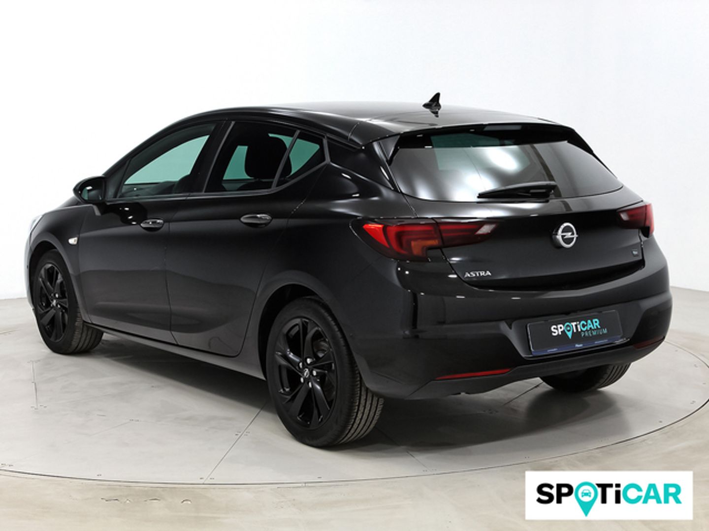 Opel Astra 1.2T SHR Ultimate 107 kW (145 CV)