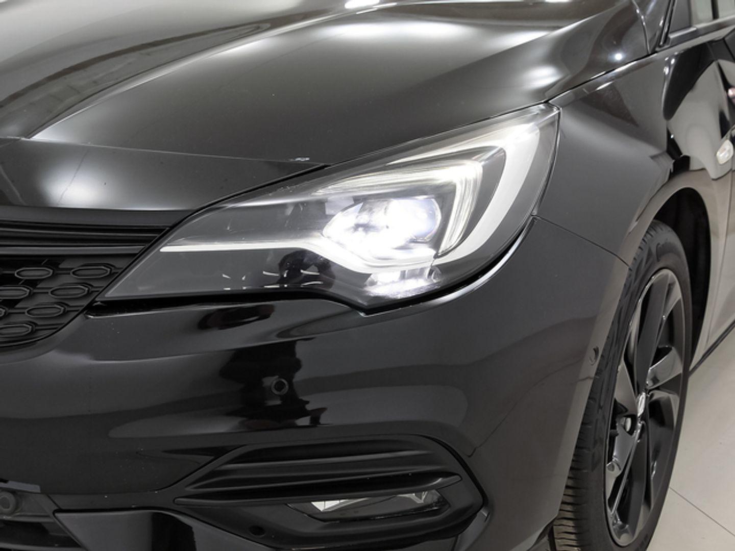 Opel Astra 1.2T SHR Ultimate 107 kW (145 CV)