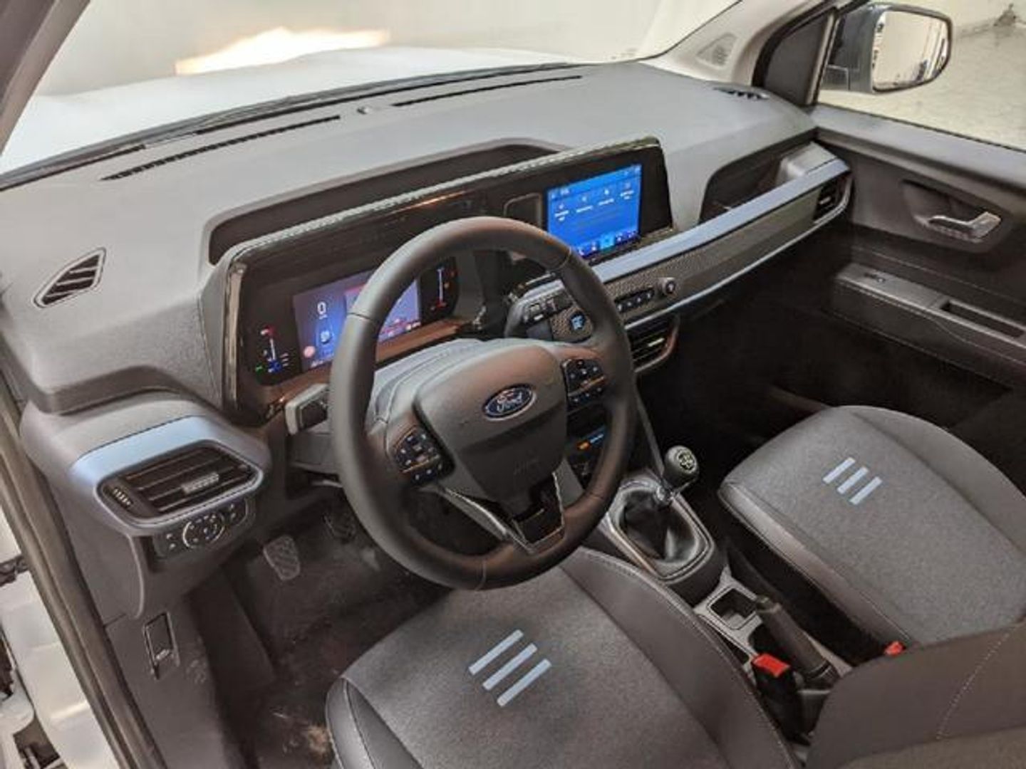 Ford Transit Courier Furgon 1.0 EcoBoost Active 93 kW (125 CV)