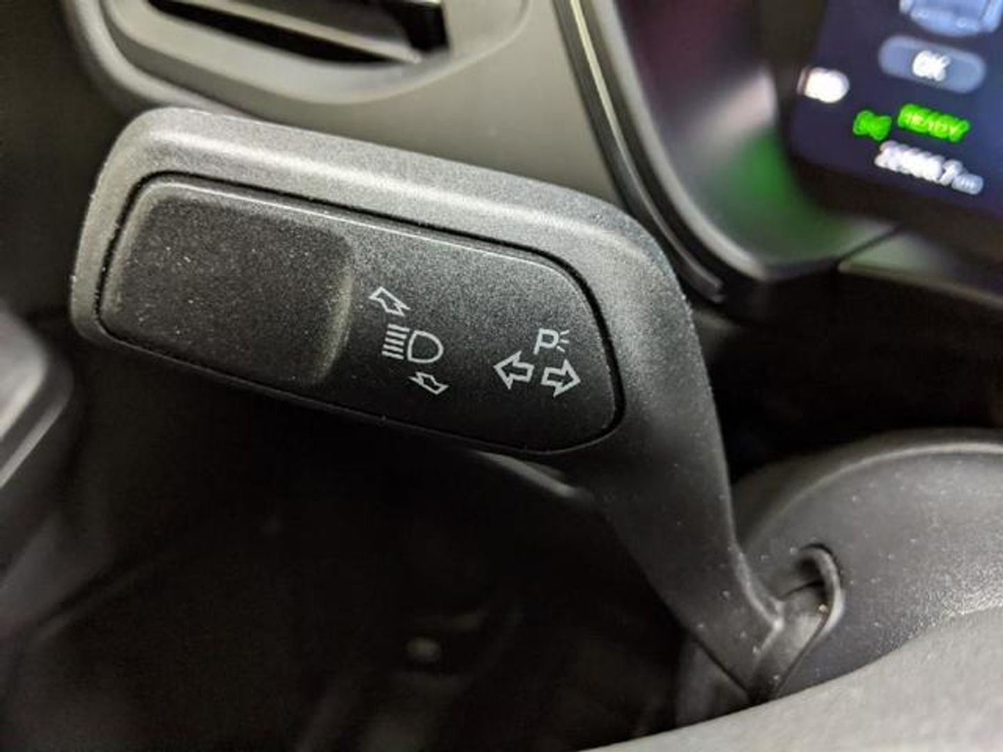 Ford Kuga 2.5 Duratec FHEV Active Auto 132 kW (180 CV)