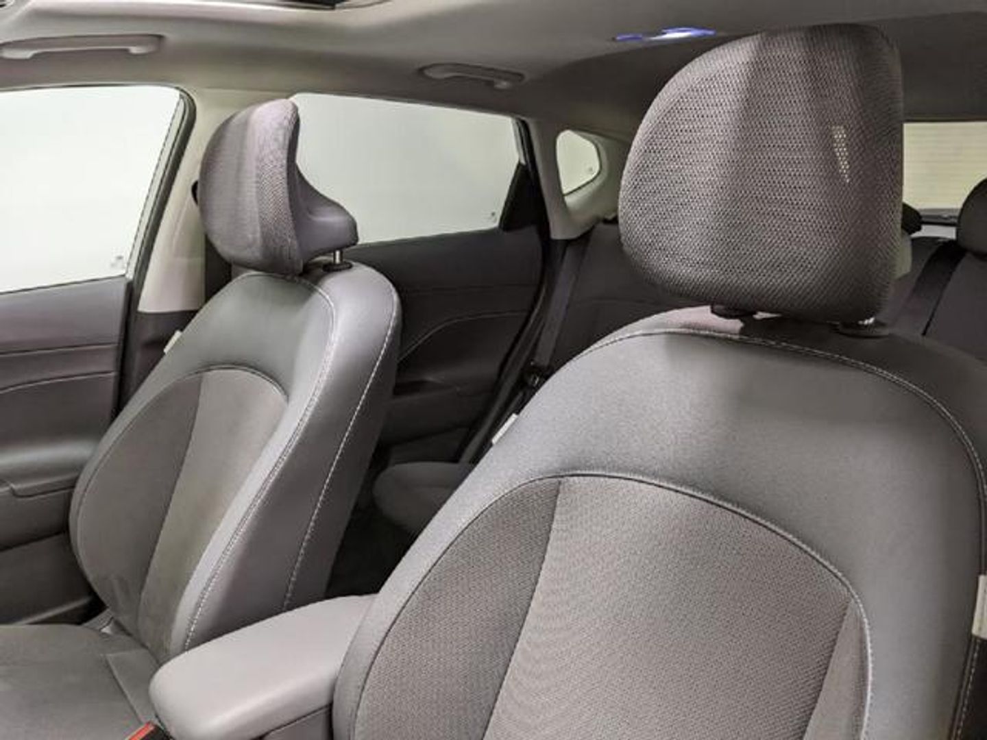 Hyundai Kona EV Style 160 kW (218 CV)