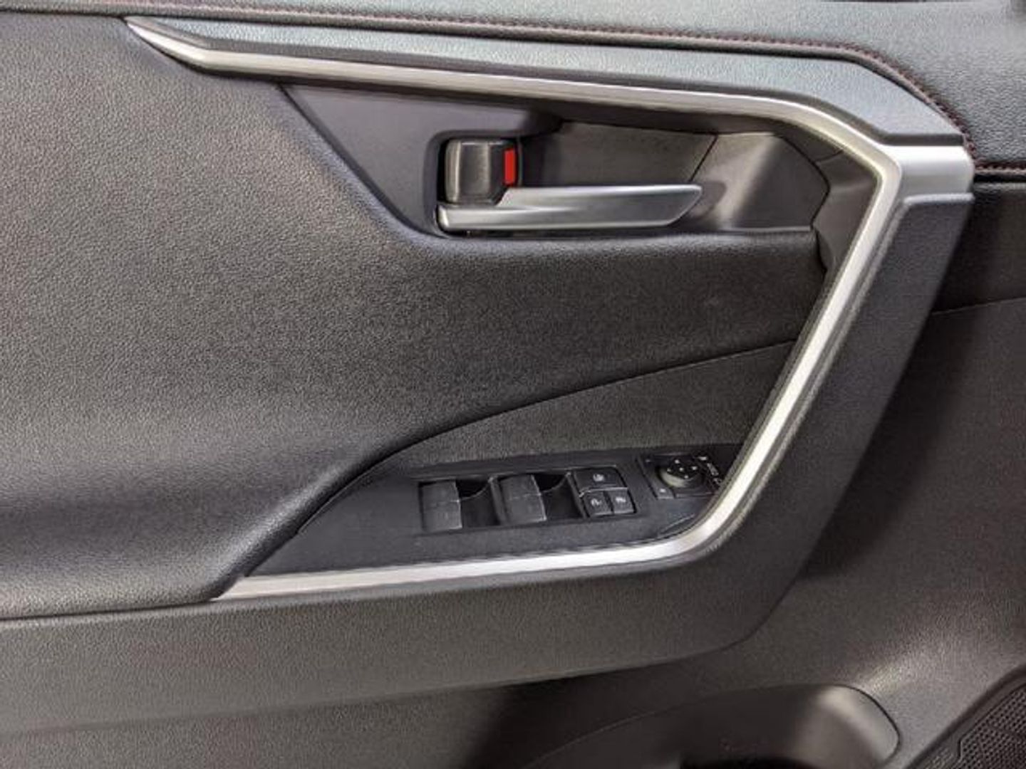 Suzuki Across 2.5 PHEV 4WD 225 kW (306 CV)