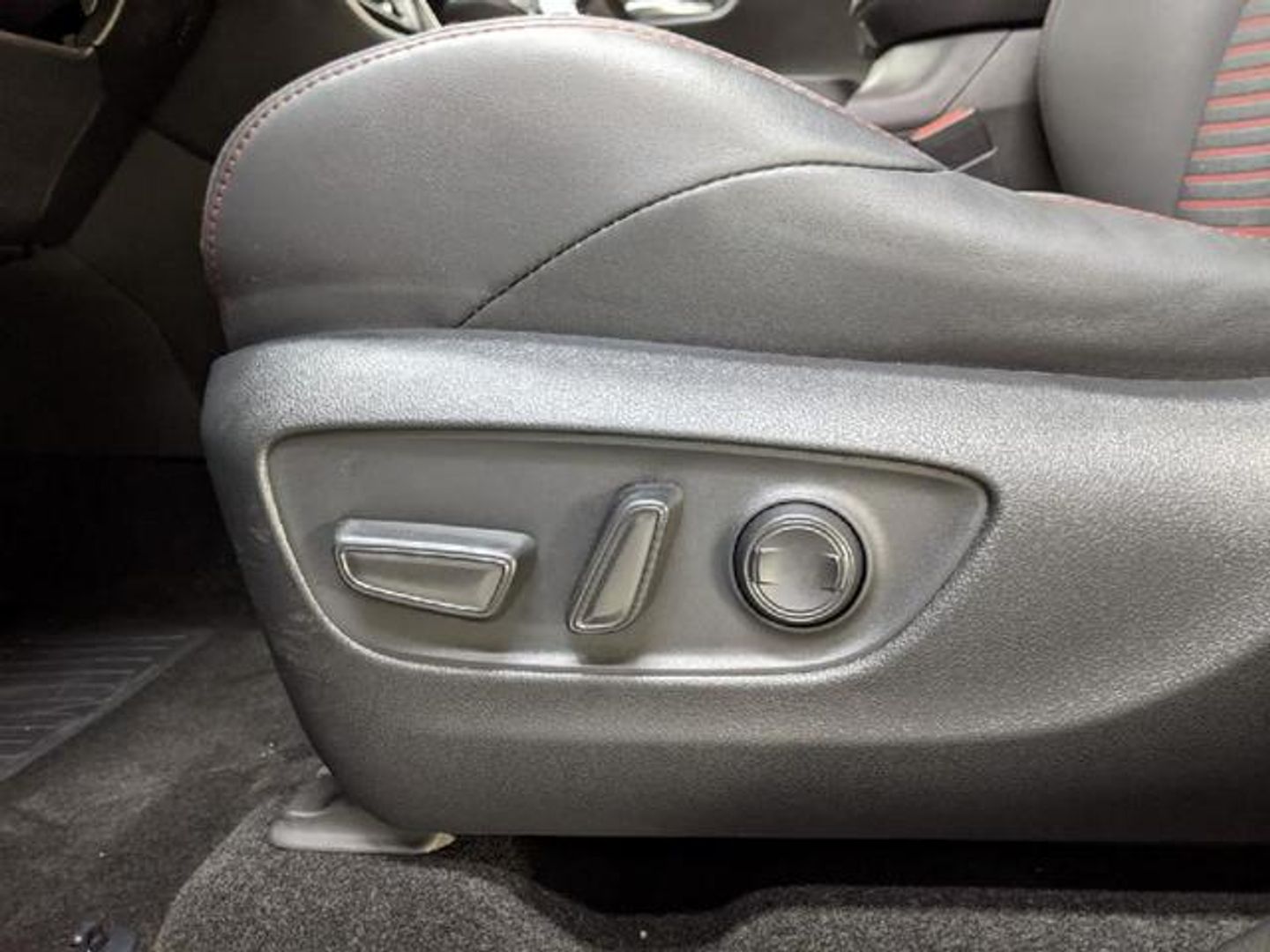 Suzuki Across 2.5 PHEV 4WD 225 kW (306 CV)