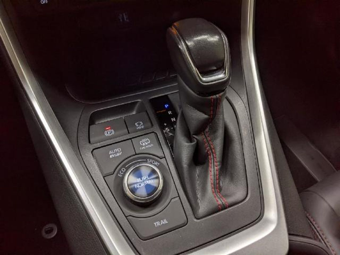 Suzuki Across 2.5 PHEV 4WD 225 kW (306 CV)