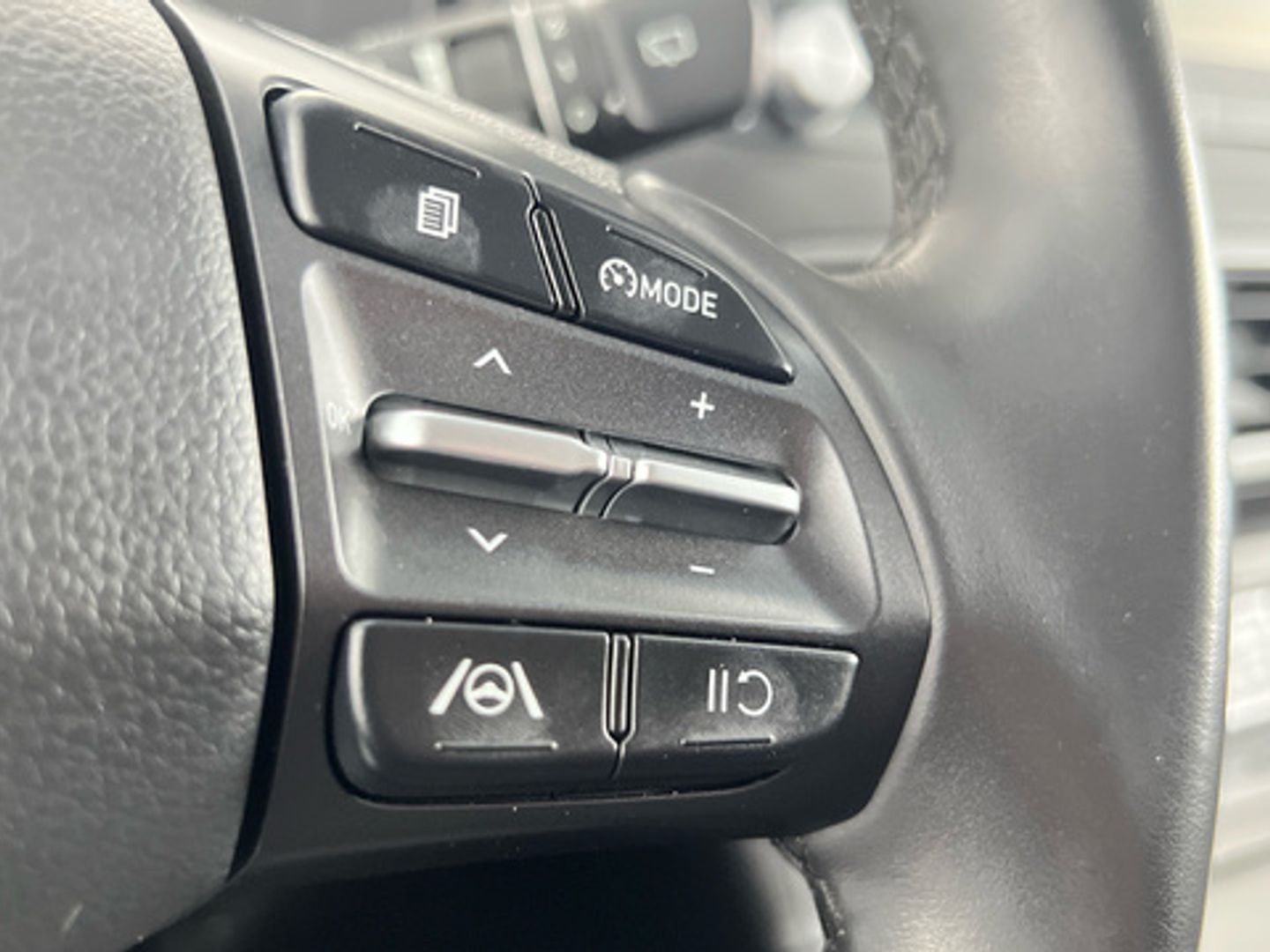 Hyundai Kona EV Maxx 150 kW (204 CV)