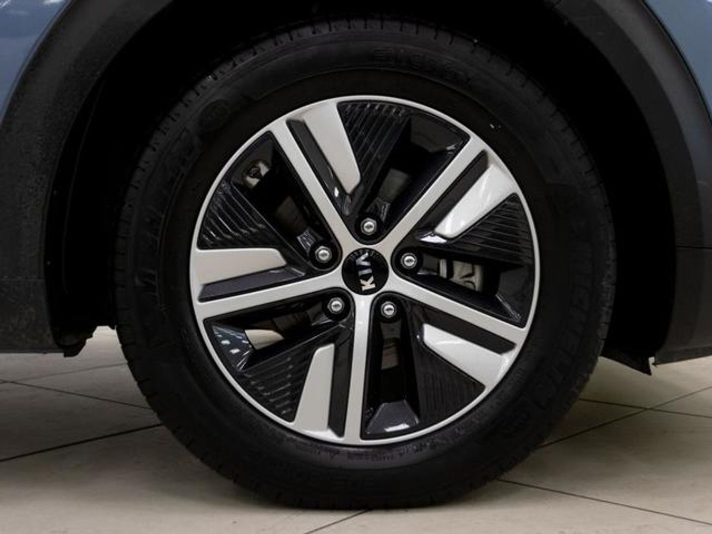 Kia Niro 1.6 GDi HEV Híbrido Drive 104 kW (141 CV)