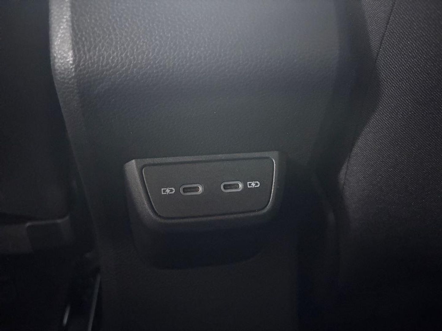 Volkswagen Taigo R-Line 1.0 TSI 81 kW (110 CV) DSG