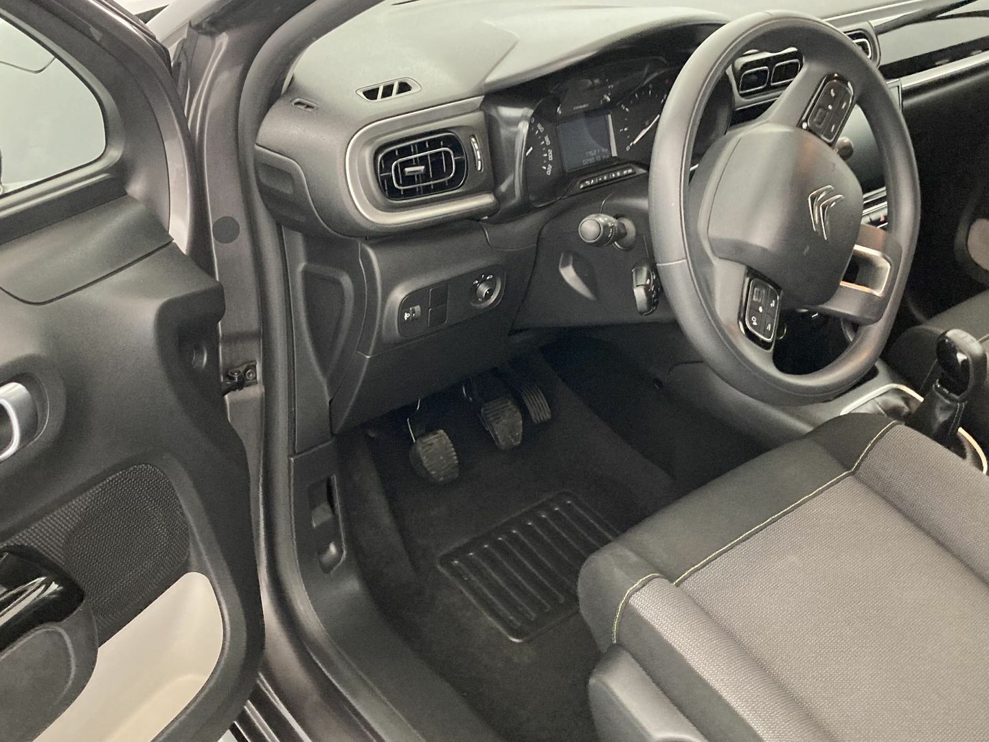Citroen C3 PureTech 82 Shine 61 kW (83 CV)