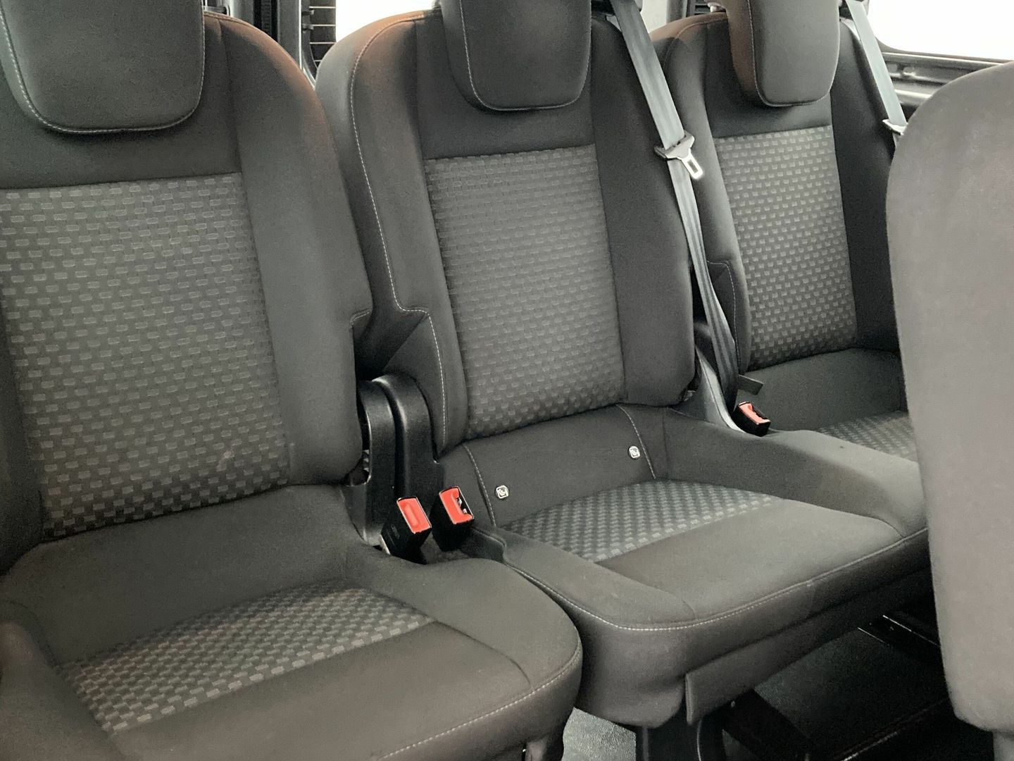 Ford Transit Custom Kombi 2.0 TDCI 320 L1 Trend 96 kW (130 CV)