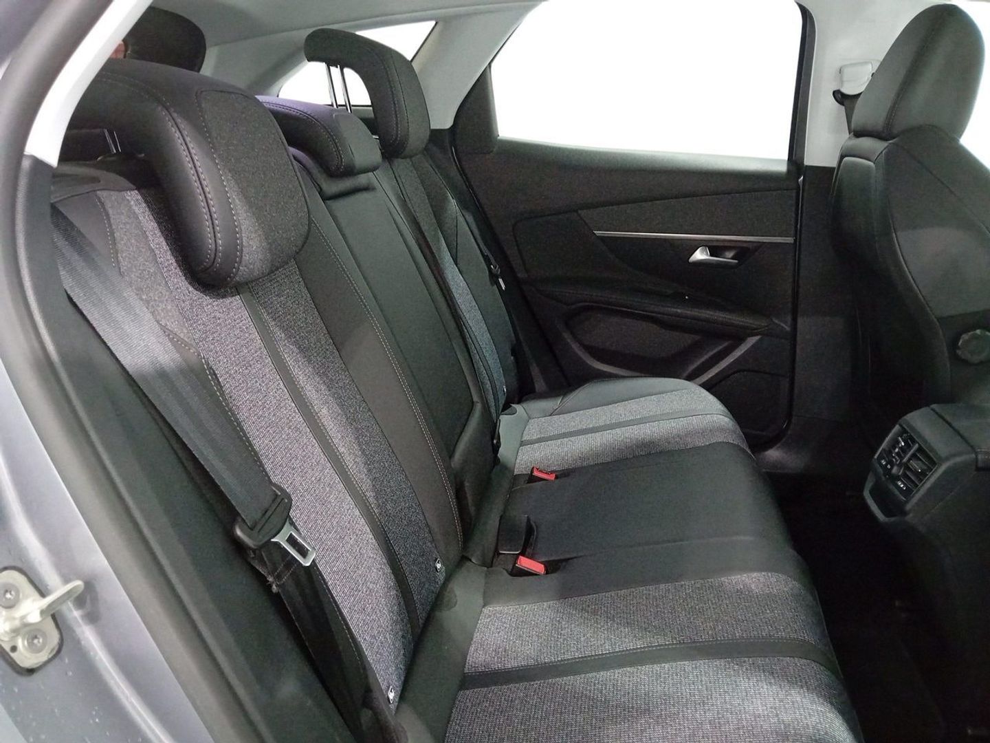 Peugeot 3008 BlueHDI 130 S&S Allure EAT8 96 kW (130 CV)