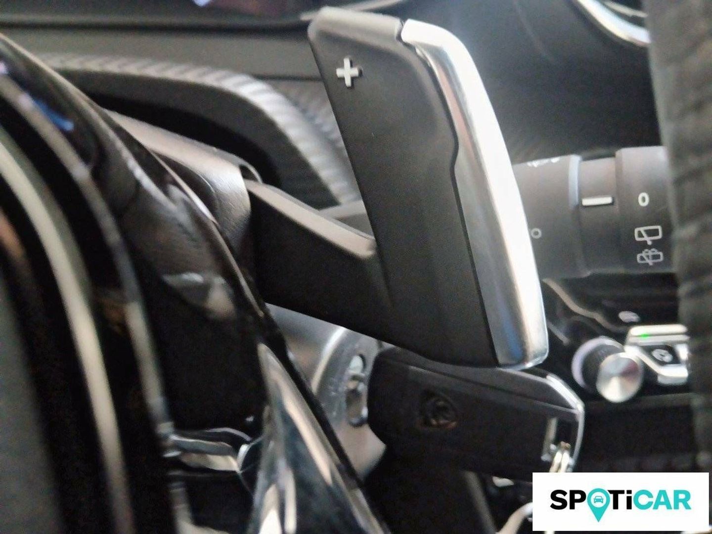 Peugeot 2008 PureTech 130 S&S Allure EAT8 96 kW (130 CV)