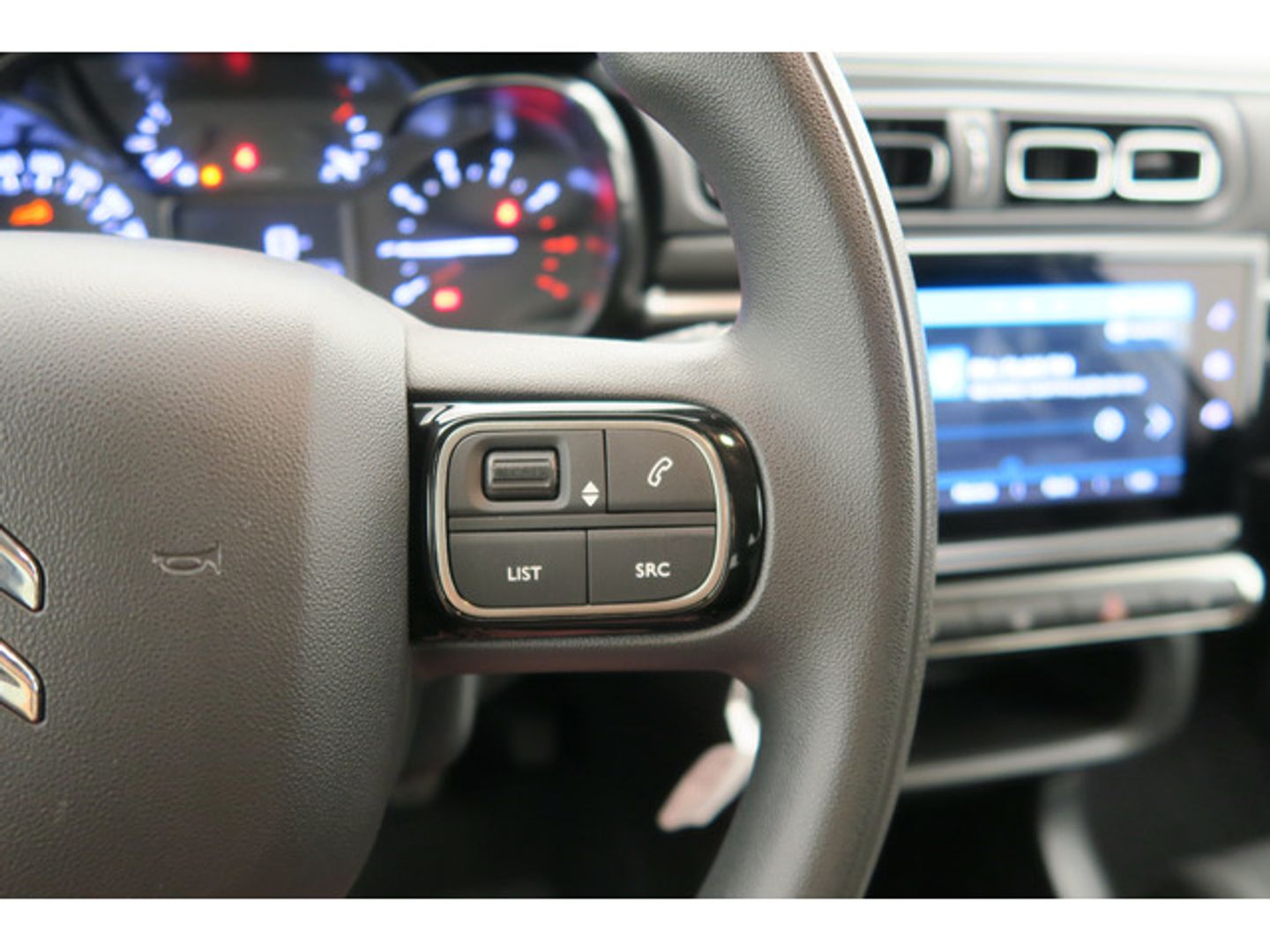 Citroen C3 PureTech 82 C-Series 61 kW (83 CV)