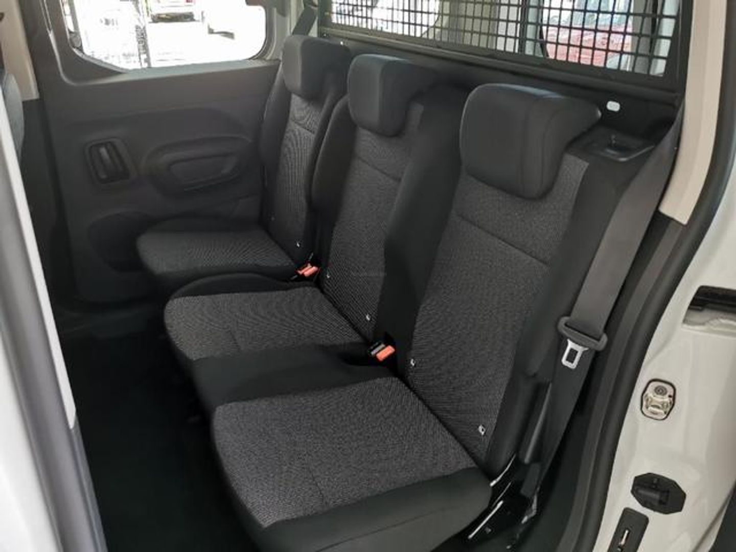 Citroen Berlingo BlueHDi 100 S&S Talla M Live Pack Business 75 kW (102 CV)