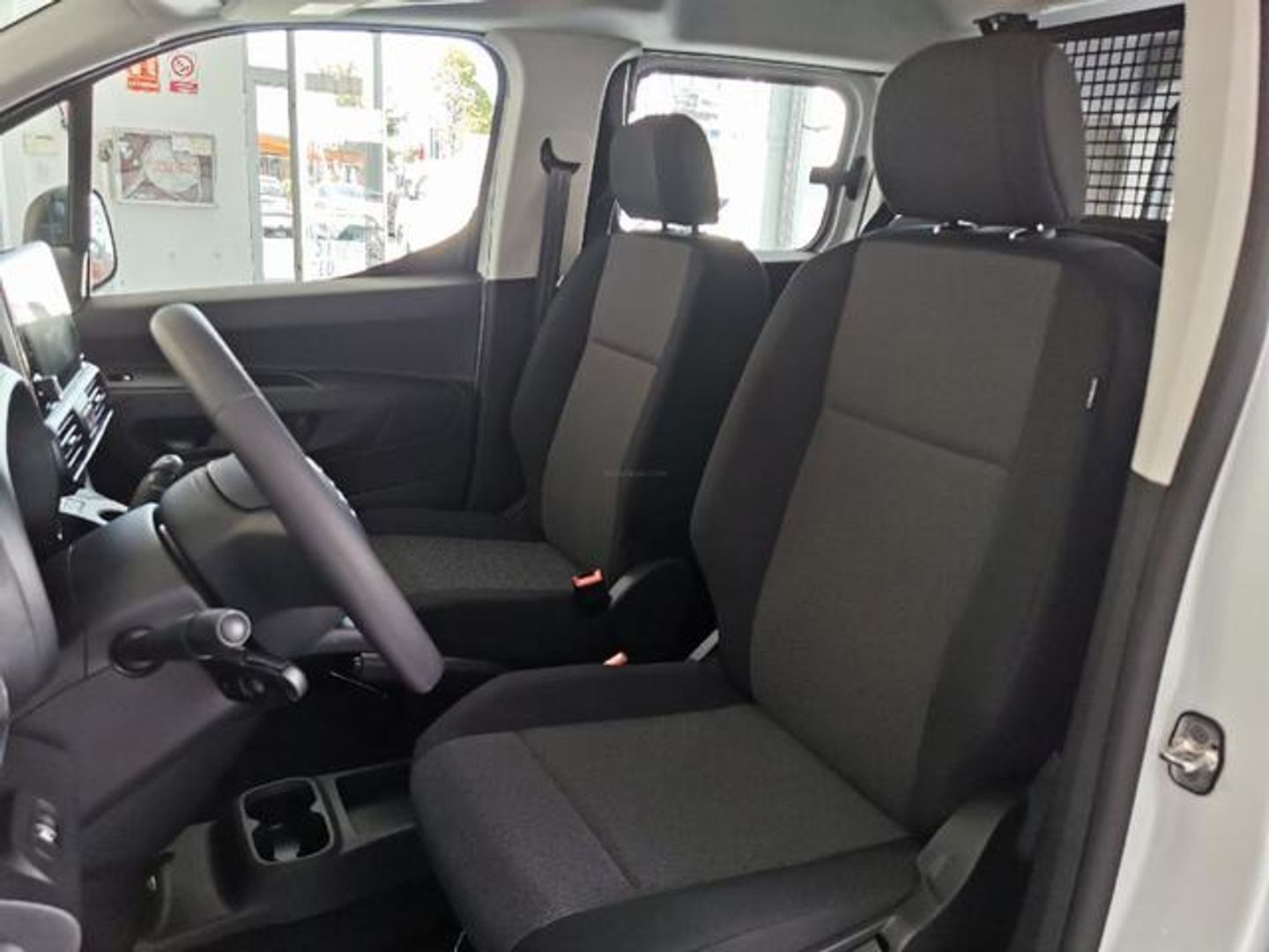 Citroen Berlingo BlueHDi 100 S&S Talla M Live Pack Business 75 kW (102 CV)