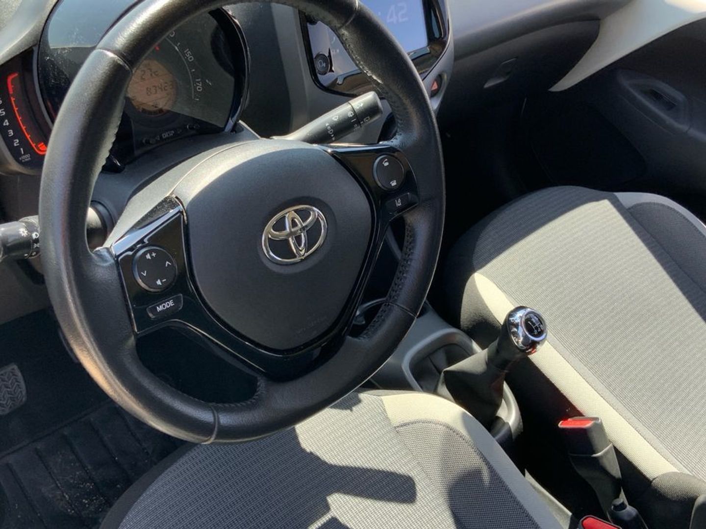 Toyota Aygo 70 x-sport 53 kW (72 CV)