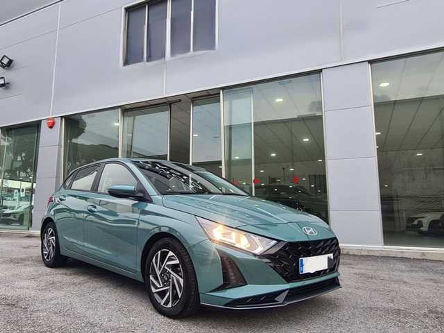 Hyundai i20 1.2 MPI Klass 62 kW (84 CV) Verde Sedan