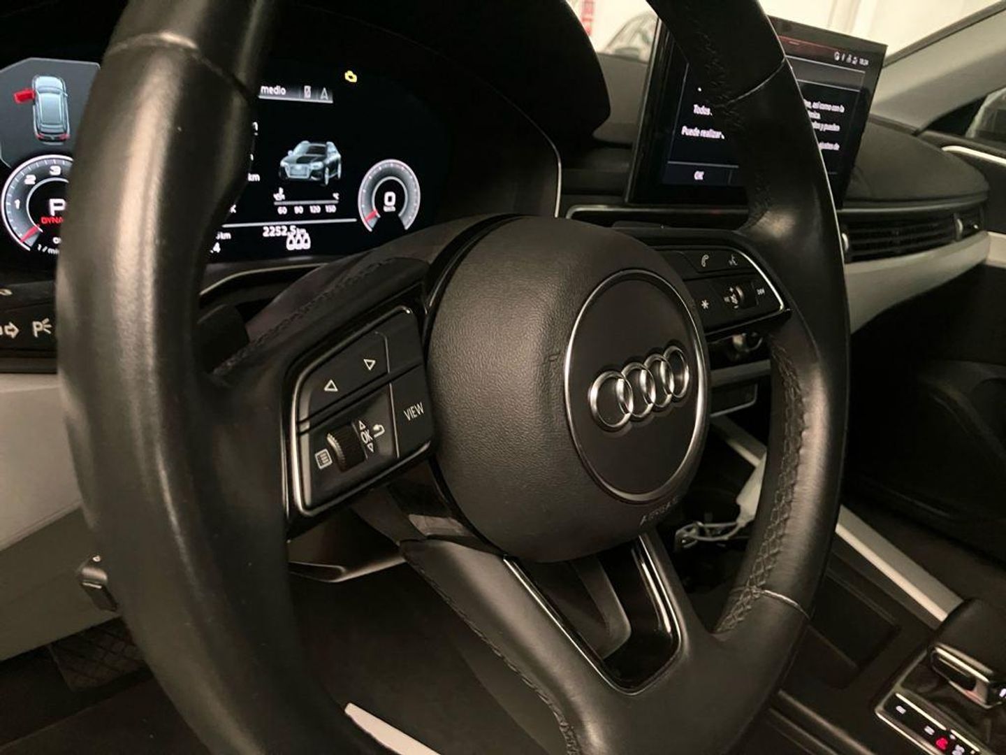 Audi A4 Avant Advanced 30 TDI 100 kW (136 CV) S tronic