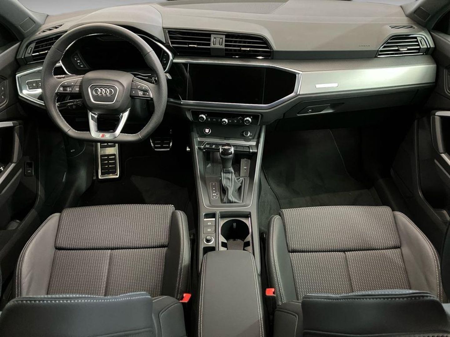 Audi Q3 Black line 35 TFSI 110 kW (150 CV) S tronic