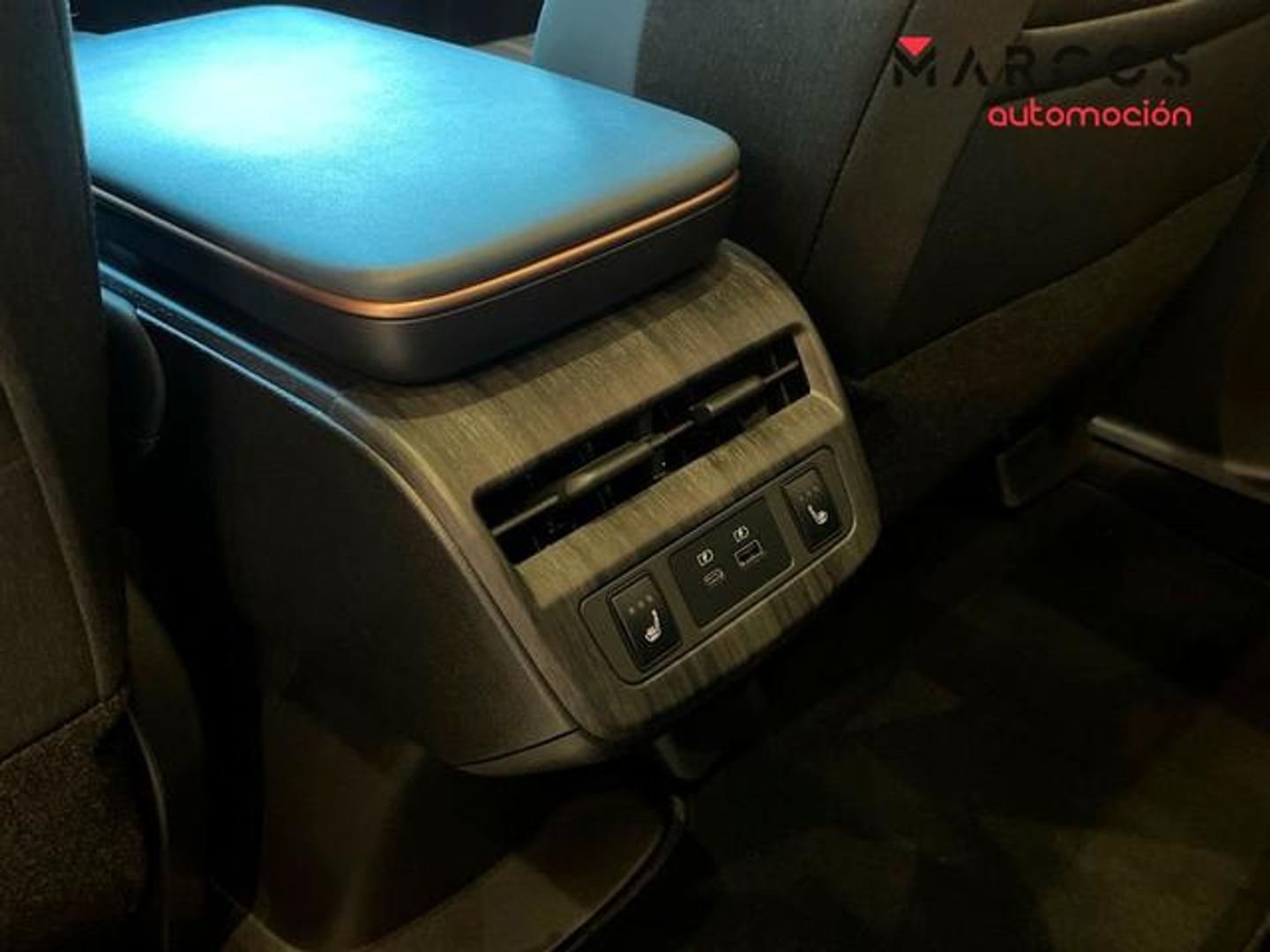 Nissan Ariya Evolve CAR. 63 kWh 4x2 160 kW (218 CV)