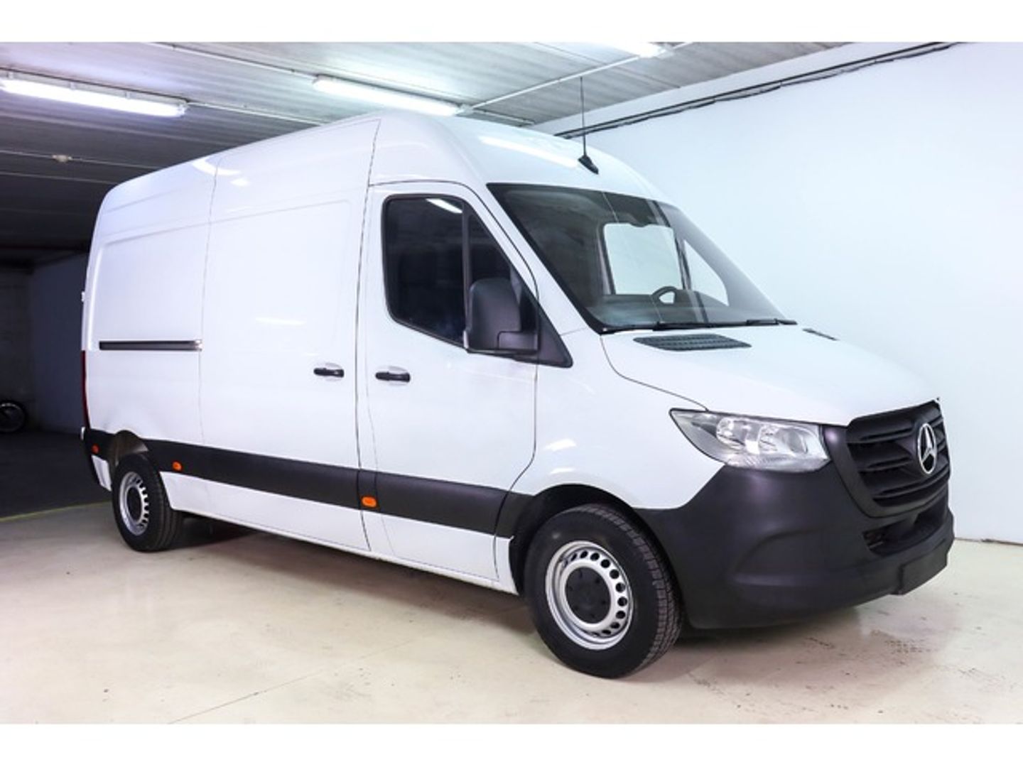 Mercedes-Benz Sprinter Furgon 311 CDI Medio 3.5T Techo Alto 84 kW (114 CV) Blanco Industrial
