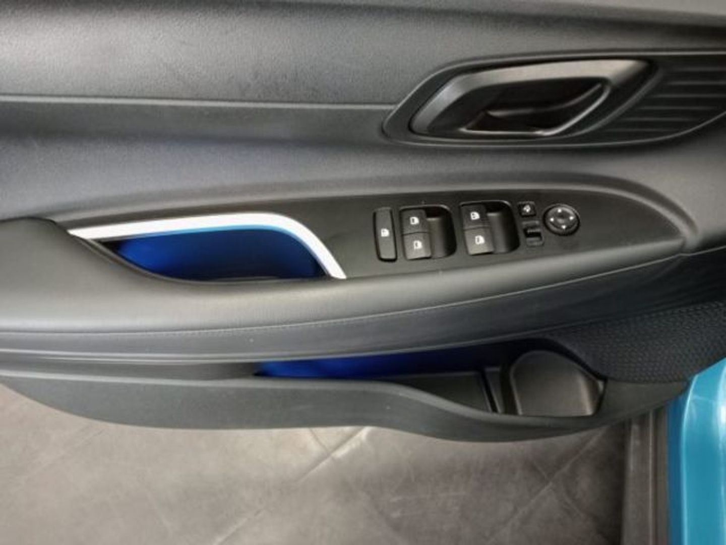 Hyundai Bayon 1.0 TGDI 48V Essence 74 kW (100 CV)