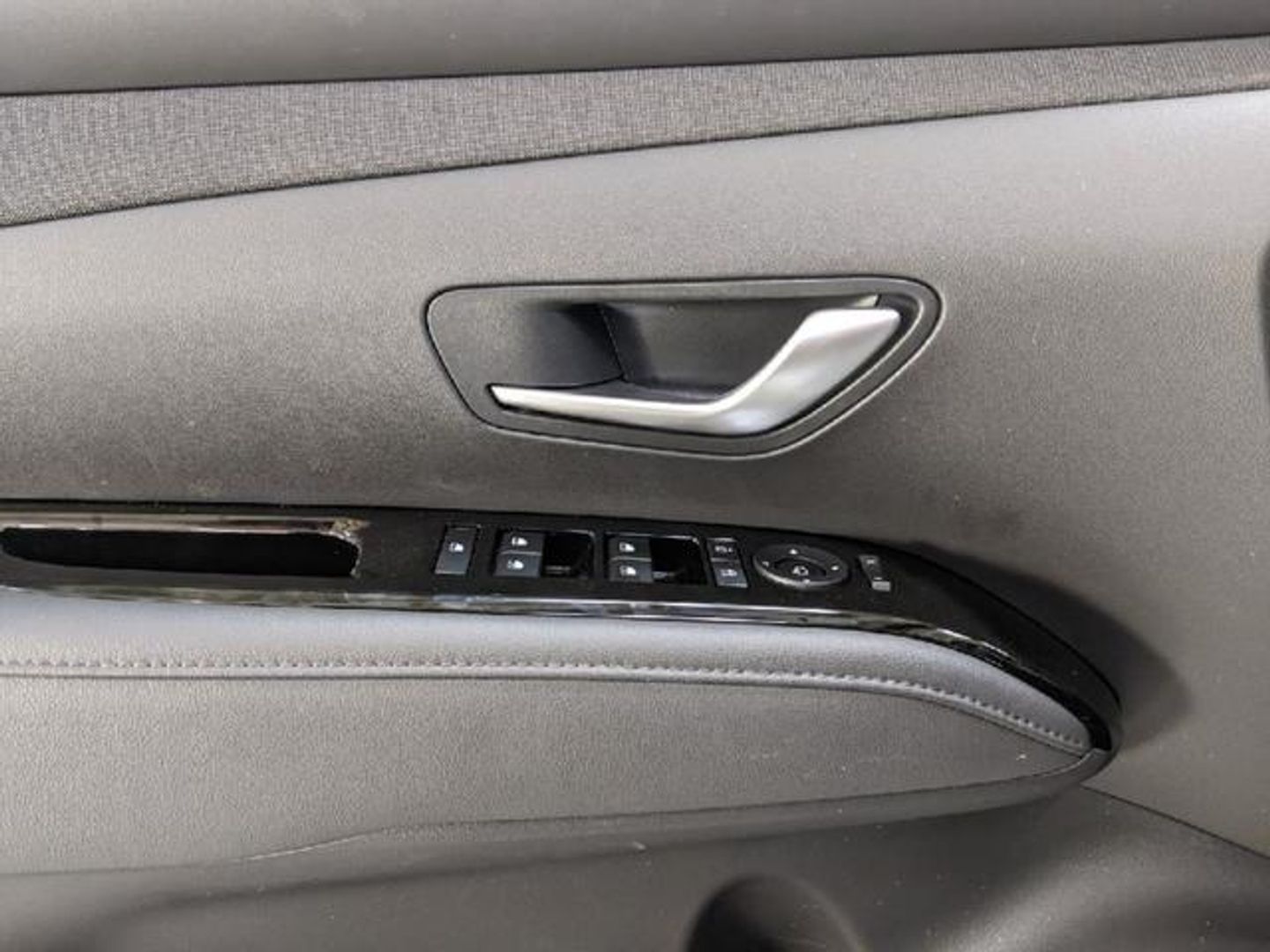 Hyundai Tucson 1.6 T HEV Tecno Sky AT 158 kW (215 CV)